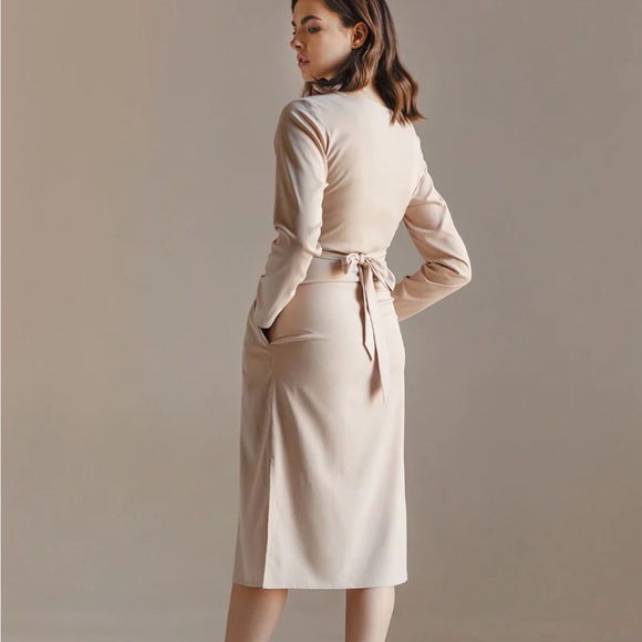 NWT Nich Linen “Audrey” Beige Midi Dress Size S - Picture 5 of 13